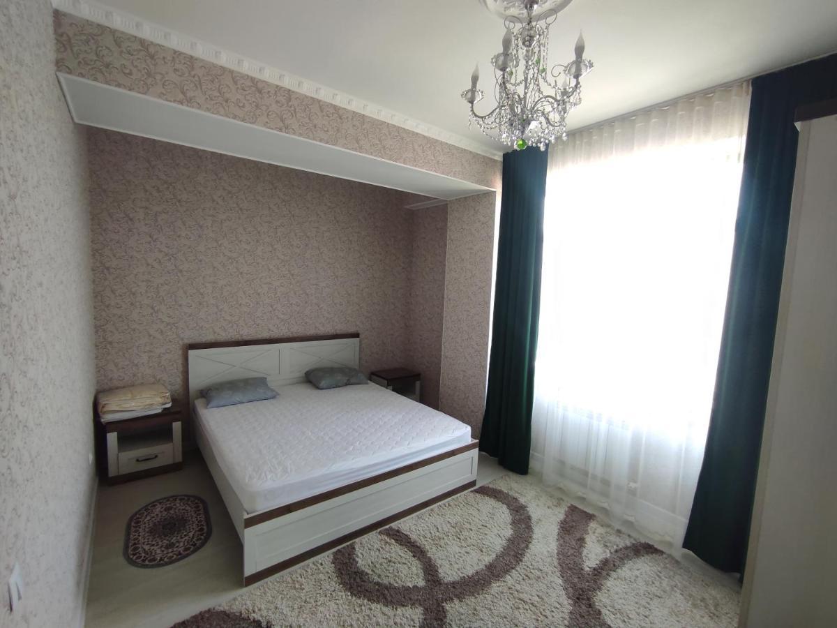 Prestigious Apartment In Bichkek Extérieur photo